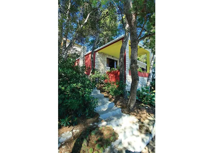 Holiday Home Prigradica Bb *