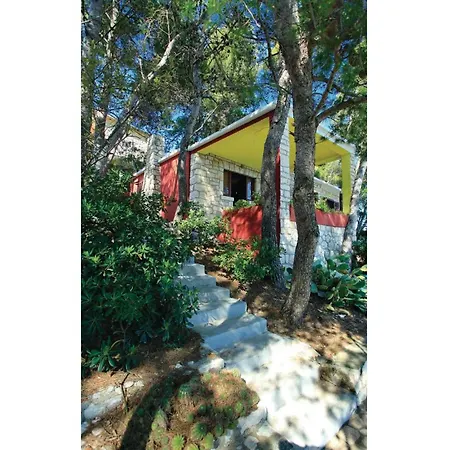 Holiday Home Prigradica Bb *