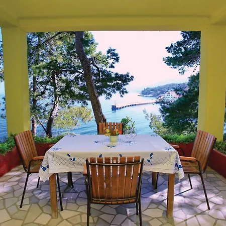 Ferienhaus Cozy Home In Blato With House Sea View